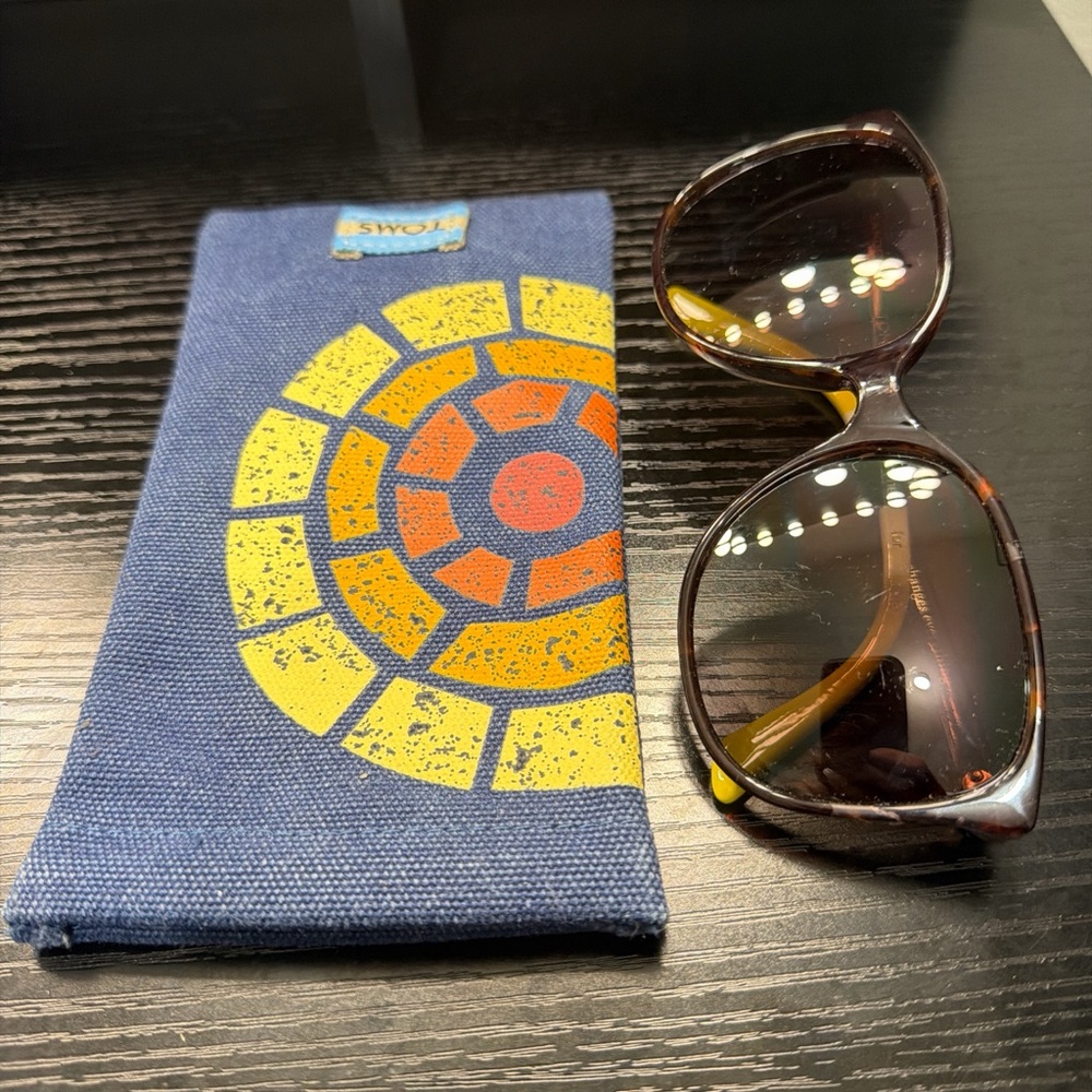 Toms Navy Canvas Sunglasses Pouch with Yellow and Orange Target Print